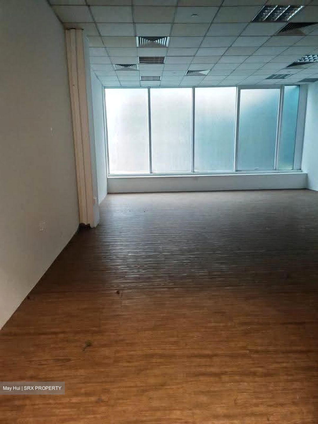 SQUARE 2 (D11), Retail #621523351